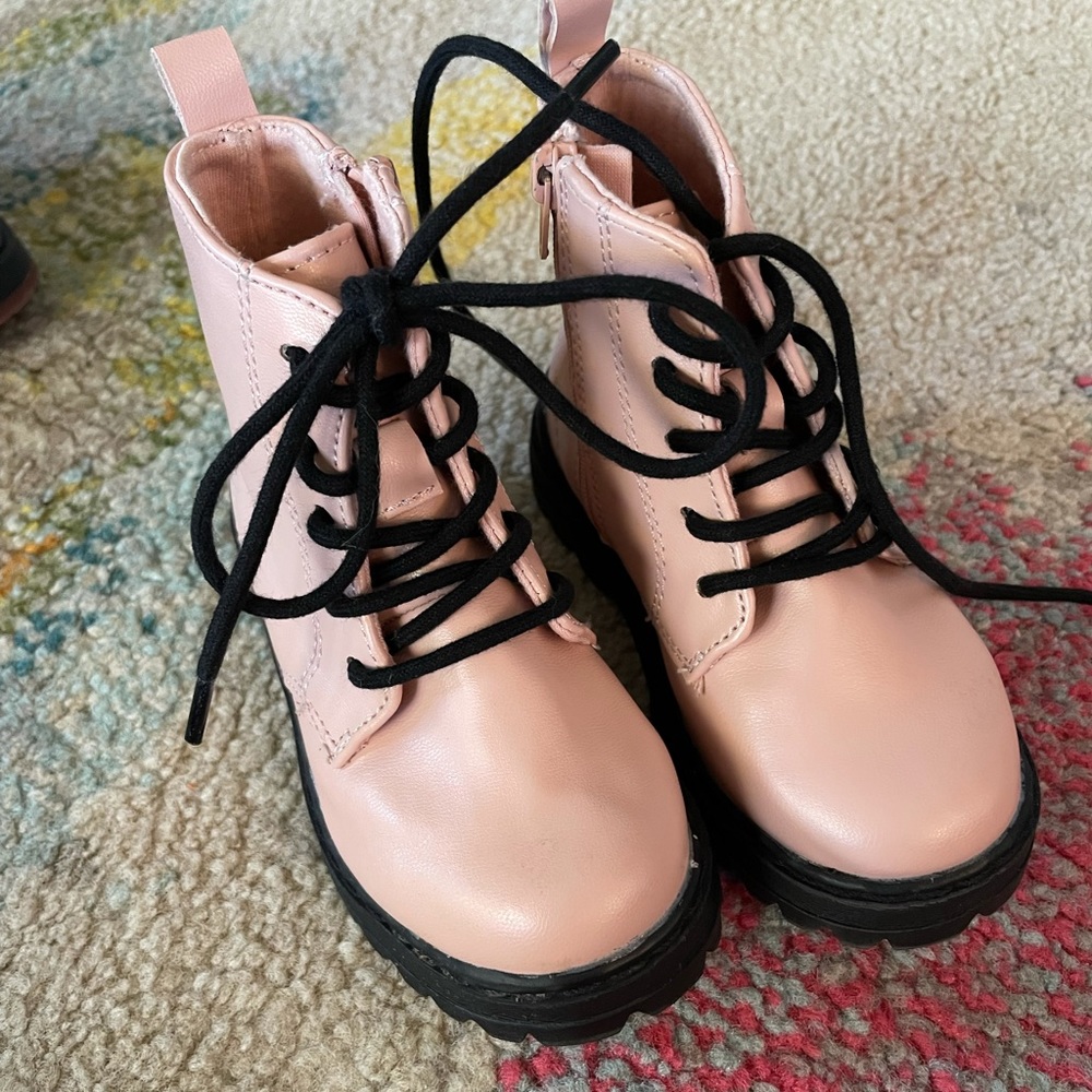 Zara toddler boots size 6